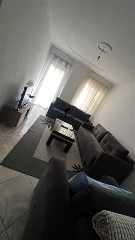 Tirane, jepet me qera apartament 2+1 Kati 2, 110 m² 450 € (ASTIR)