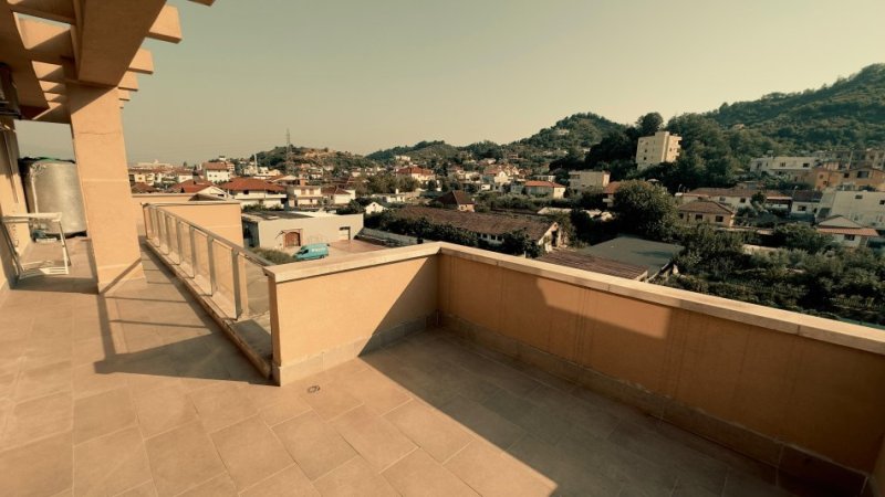 Tirane, jepet me qera apartament 3+1+Aneks+Ballkon Kati 4, 220 m² 600 € (Rruga Sadik Stavileci)