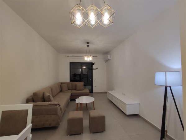 Tirane, jepet me qera apartament 1+1 Kati 8, 80 m² 450 € (ASTIR)