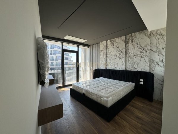 Tirane, shitet apartament 3+1+Ballkon Kati 7, 162 m² 520.000 € (LIQENI)
