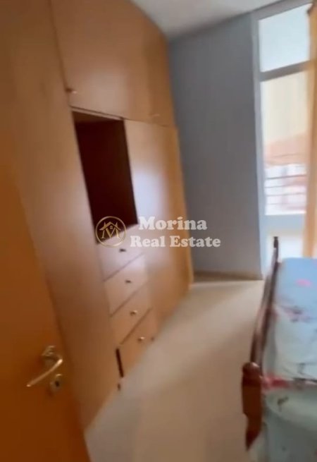 Tirane, jepet me qera apartament 1+1 Kati 5, 70 m² 600 € (Komuna Parisit)
