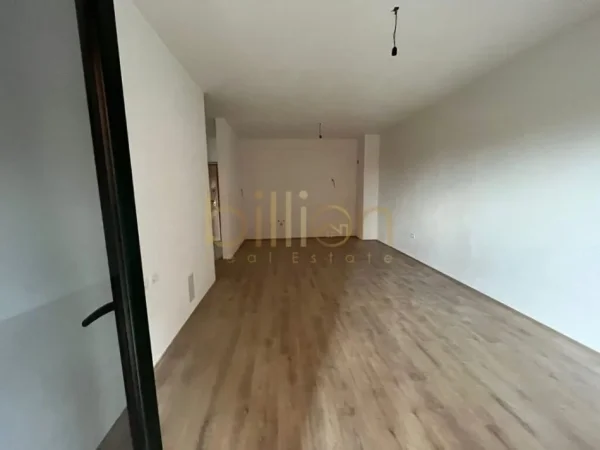 Tirane, jepet me qera apartament 1+1+Ballkon Kati 1, 71 m² 400 € (Astiri, Tirana, Albania)