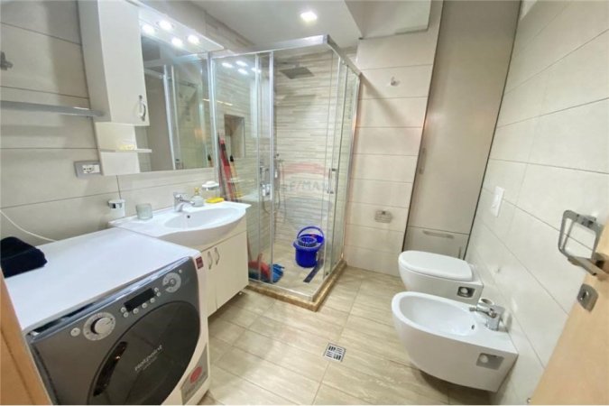 Tirane, jepet me qera apartament 2+1 , 70 m² 500 € (Apartament me qira 2+1 tek &quot;Kodra e Diellit &quot;)