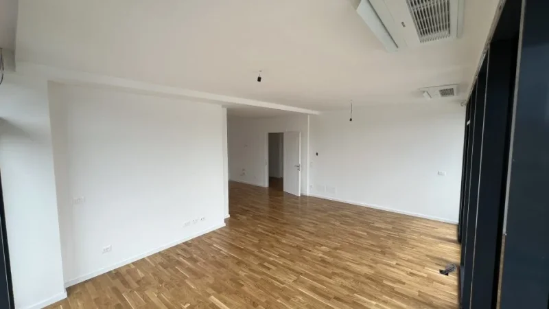 Tirane, jepet me qera zyre Kati 7, 137 m² 1.500 € (rruga e kosovareve , liqeni artificial , lake view)