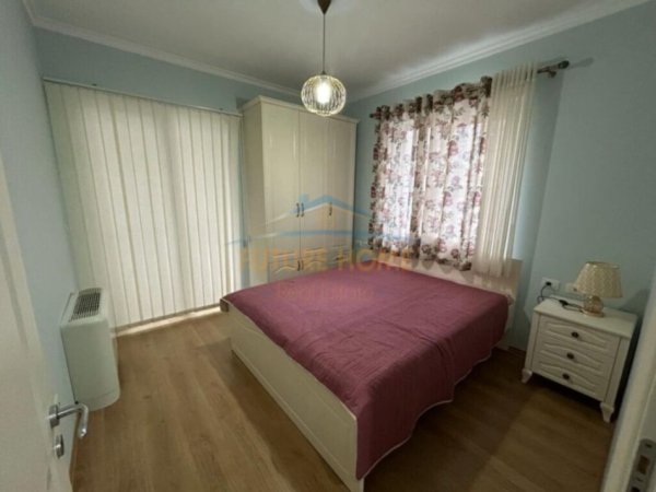 Tirane, jepet me qera apartament 2+1+Ballkon Kati 1, 120 m² 700 € 
