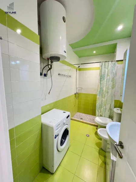 Tirane, shitet apartament 2+1 Kati 1, 94 m² 145.000 € (Yzberisht , 3 Deshmoret)