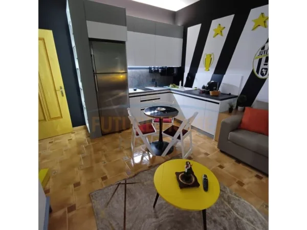 Tirane, jepet me qera apartament 1+1Kati 2, 70 m² 500 € (SHKOLLA E BALETIT)