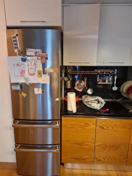 Tirane, jepet me qera apartament 2+1 Kati 4, 102 m² 550 € (tek Kompleksi Ana-Qytet Studenti)