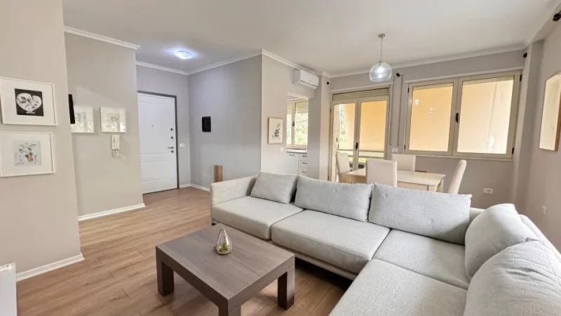 Tirane, jepet me qera apartament 2+1+Aneks+Ballkon , 95 m² 850 € (Liqeni i Thate Radisson)