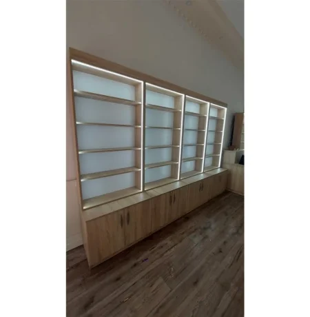 Rafte per dyqan, biblioteke ose kanceleri me ndricim LED