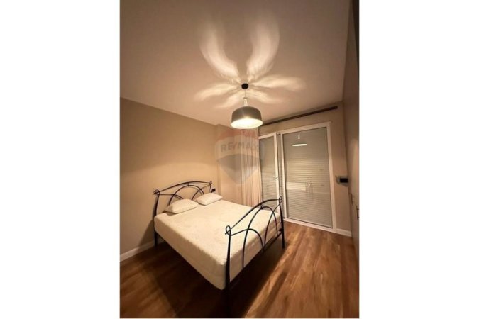 Tirane, jepet me qera apartament 1+1 , 85 m² 550 € (APARTAMENT 1+1 ME QIRA KOPSHTI ZOOLOGJIK)