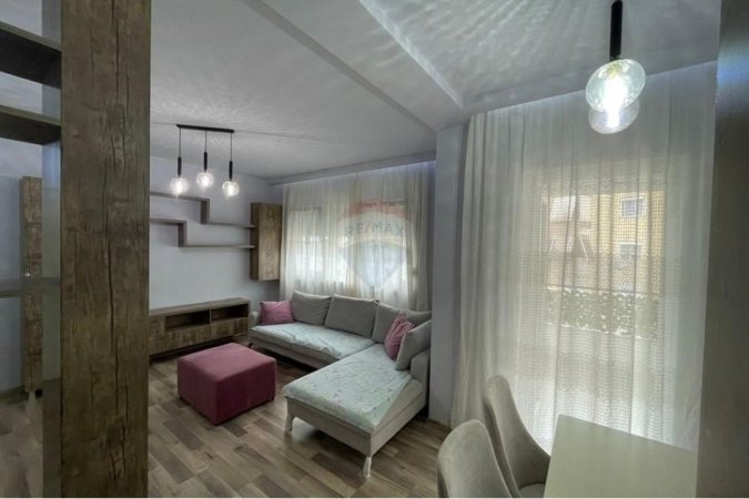 Tirane, shitet apartament 1+1 Kati 5, 70 m² 75.000 € (Apartament 1+1 ne shitje ne Zonen e Freskut)