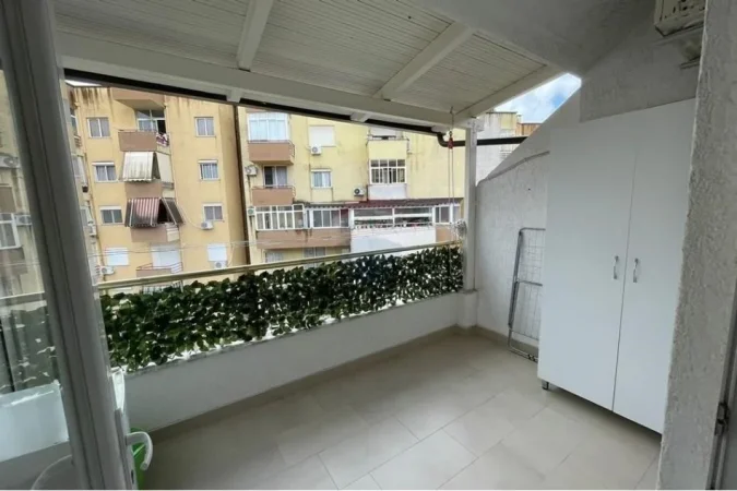 Tirane, shitet apartament 1+1 Kati 5, 70 m² 75.000 € (Apartament 1+1 ne shitje ne Zonen e Freskut)