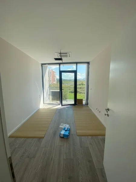 Tirane, jepet me qera zyre Kati 2, 121 m² 1.100 € (Lake View)