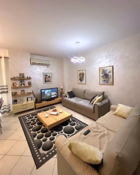 Tirane, shitet apartament 2+1+Aneks+Ballkon , 110 m² 220.000 € (Perballe me shkollen Petro Ninin)