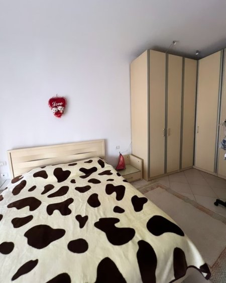 Tirane, shitet apartament 2+1+Aneks+Ballkon , 110 m² 220.000 € (Perballe me shkollen Petro Ninin)