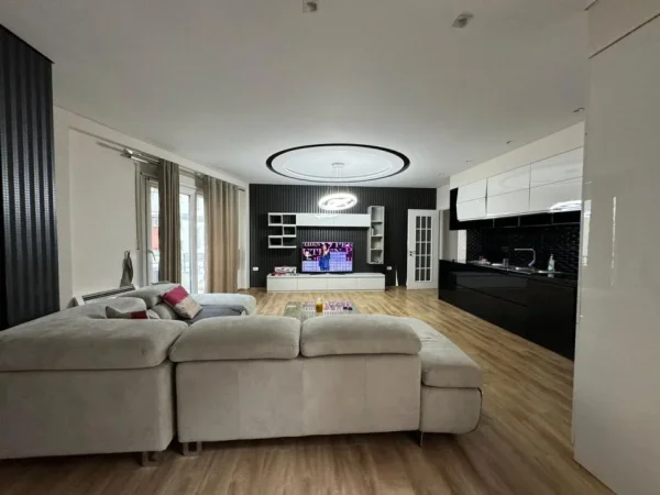 Tirane, shitet apartament 2+1+Aneks+Ballkon , 117 m² 210.000 € (Liqeni i Thate)