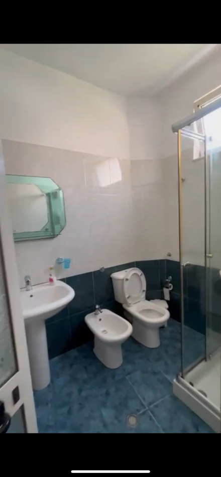 Tirane, jepet me qera apartament 1+1 Kati 3, 72 m² 600 € 