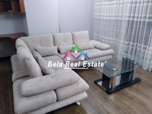 Tirane, jepet me qera apartament 2+1 Kati 1, 115 m² 700 € (kodra e diellit)