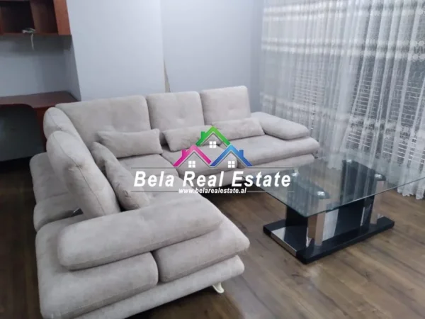 Tirane, jepet me qera apartament 2+1 Kati 1, 115 m² 700 € (kodra e diellit)