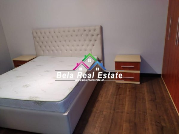 Tirane, jepet me qera apartament 2+1 Kati 1, 115 m² 700 € (kodra e diellit)