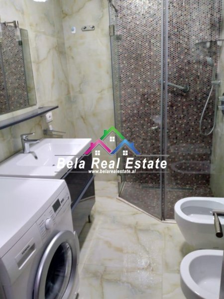 Tirane, jepet me qera apartament 2+1 Kati 1, 115 m² 700 € (kodra e diellit)