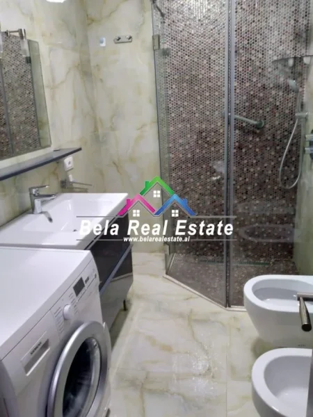 Tirane, jepet me qera apartament 2+1 Kati 1, 115 m² 700 € (kodra e diellit)