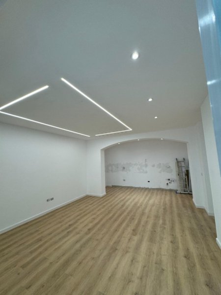 Tirane, shitet apartament 2+1 Kati 3, 105 m² 175.000 € (Kodra e Diellit)