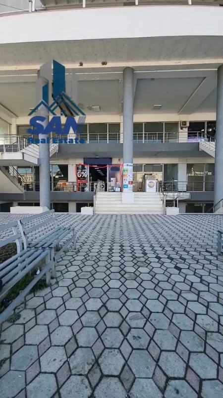 Lushnje, shes dyqan Kati 0, 185 m² (Shetitorja Stadiumit)