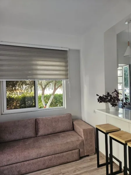 Sarande, jap me qera apartament 1+1 Kati 0, 60 m² 300 € (Apostol Cuni)