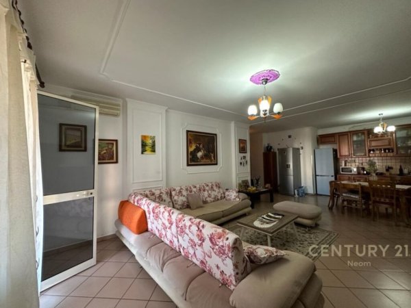 Tirane, shitet apartament 2+1 Kati 7, 129 m² 352.000 € (sami frasheri)