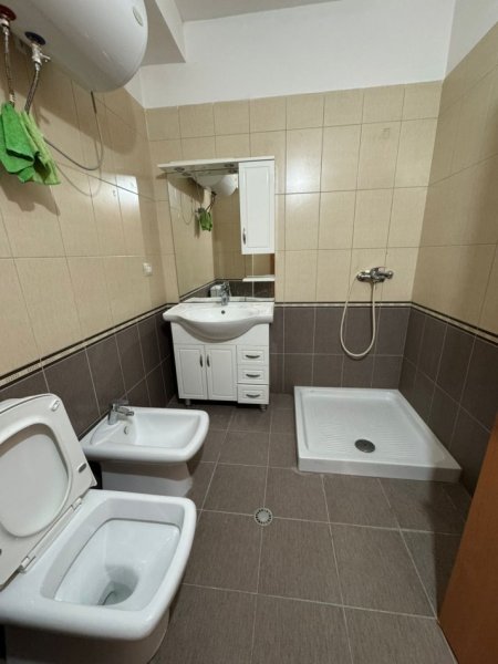 Durres, shitet apartament 3+1+Ballkon Kati 7, 128 m² 240.000 € 