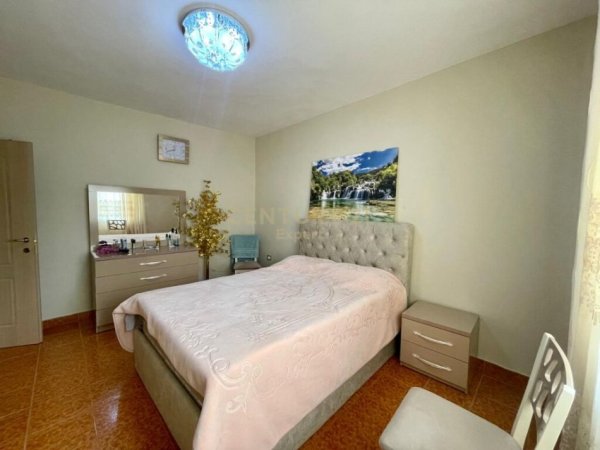 Tirane, shitet apartament 2+1 Kati 4, 70 m² 130.000 € (rruga e durresit)