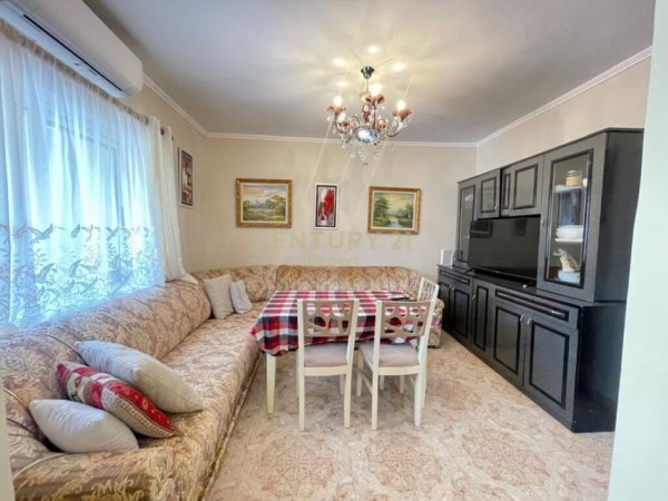Tirane, shitet apartament 2+1 Kati 4, 70 m² 130.000 € (rruga e durresit)