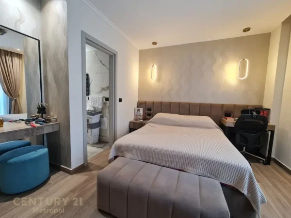 Tirane, jepet me qera apartament 2+1 Kati 3, 120 m² 1.600 € (teg)