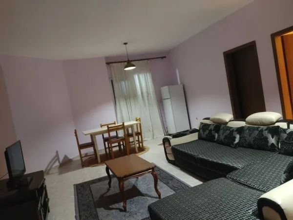 Tirane, shitet apartament 2+1+Ballkon Kati 8, 94 m² 127.000 € (Don Bosko)