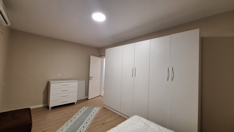 Tirane, jepet me qera apartament 3+1 Kati 2, 100 m² 600 € (Xhamlliku, Njësia Bashkiake Nr. 3, Tirana, Tirane)