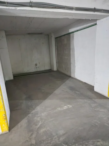 Me Qera: 1+1 & 1 Garazh  +Ballkon 📍Te Ish Tregu Elektrik/ Ali Demi || k.5 - Pallar i Ri, me Ashensor