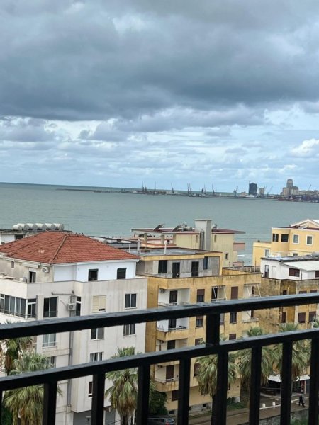 Durres, shitet apartament 1+1 Kati 8, 66 m² 97.000 € (Durres)
