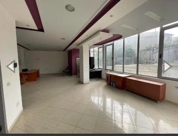 Vlore, shitet ambjent biznesi Kati 2, 80 m² 60.000 € (100 M larg Spitali Rajonal, Vlore) RV44679
