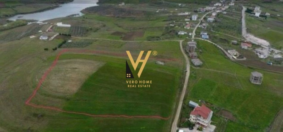 Durres, shitet toke , 19.000 m² 855.000 € (DURRES)