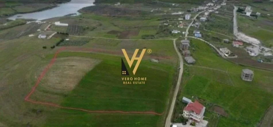 Durres, shitet toke , 19.000 m² 855.000 € (DURRES)