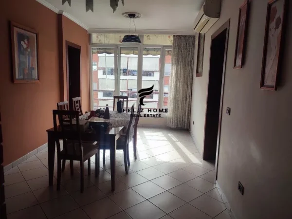 Tirane, jepet me qera apartament 2+1 Kati 5, 100 m² 750 € (RRUGA E KAVAJES)