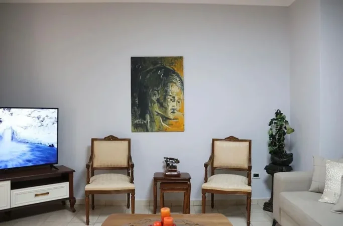 Tirane, jepet me qera apartament duplex 2+1+Ballkon Kati 2, 100 m² 550 € (Rruga Ferit Xhajko ,prane ish restorant durresit)
