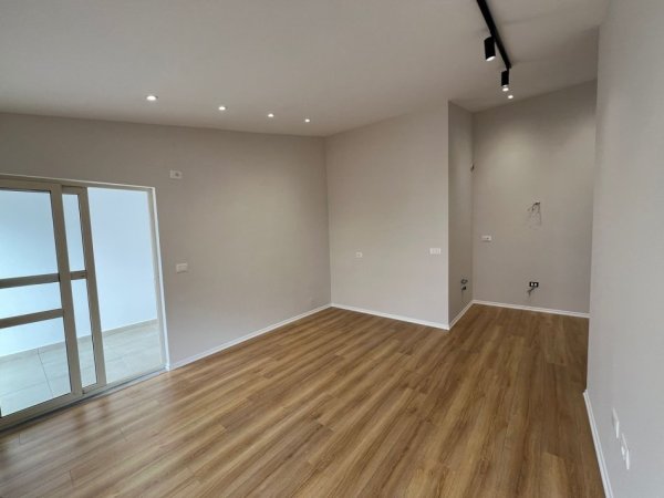 Durres, shitet apartament 1+1 Kati 7, 62 m² 90.000 € (Durres)