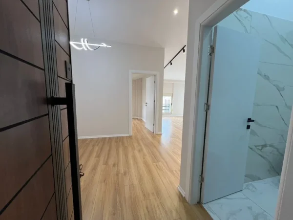 Durres, shitet apartament 1+1 Kati 7, 62 m² 90.000 € (Durres)