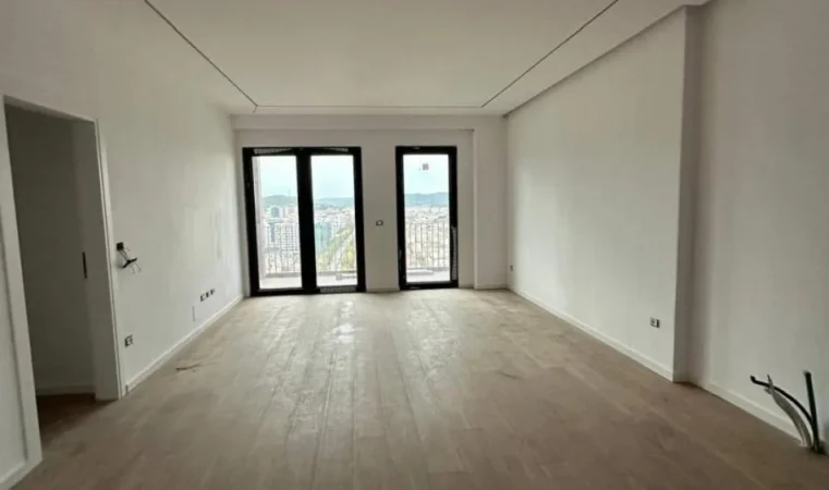 Tirane, jepet me qera ambjent biznesi Kati 8, 100 m² 1.200 € (tek Ish-Fusha e Aviacionit)