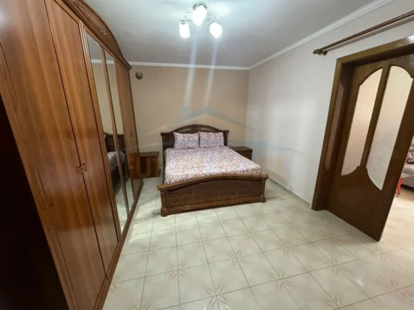 Korce, shitet apartament 2+1 Kati 5, 70 m² 54.000 € (Lagjia 7)