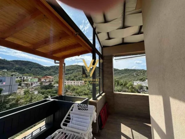 Tirane, shitet apartament 4+1+Ballkon Kati 6, 176 m² 415.000 € (LIQENI I THATE)