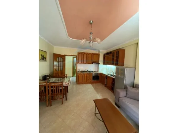 Tirane, jepet me qera apartament 2+1+Aneks Kati 7, 92 m² 450 € (Unaza e Re)